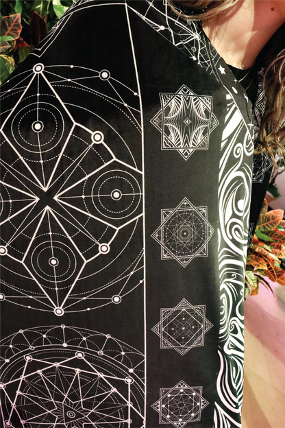 Black and White FlowStar Pashmina