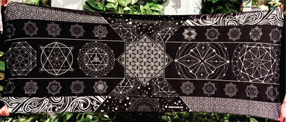 Black and White FlowStar Pashmina